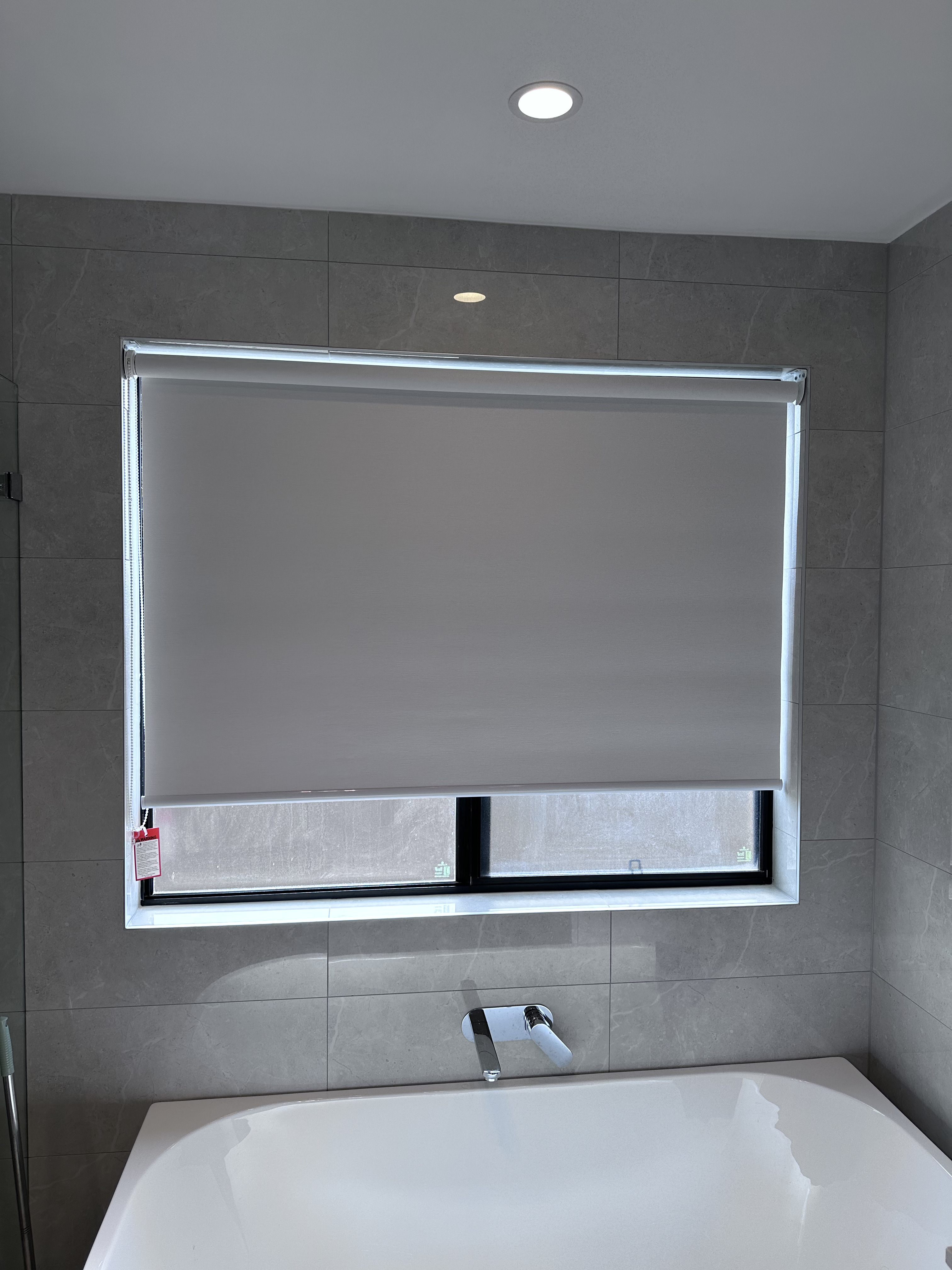 Luxury apartment with motorized roller blinds